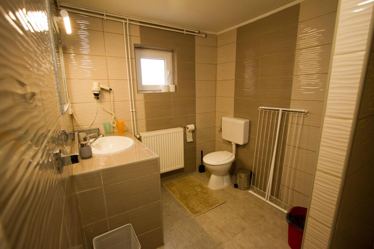 Angyal Apartman Cserkeszőlő Exteriér fotografie